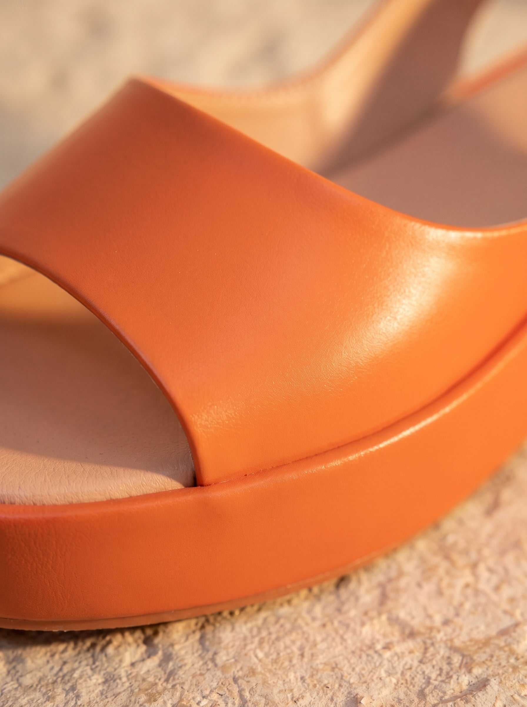Sandalia Cefalù · Diseño Trenzado