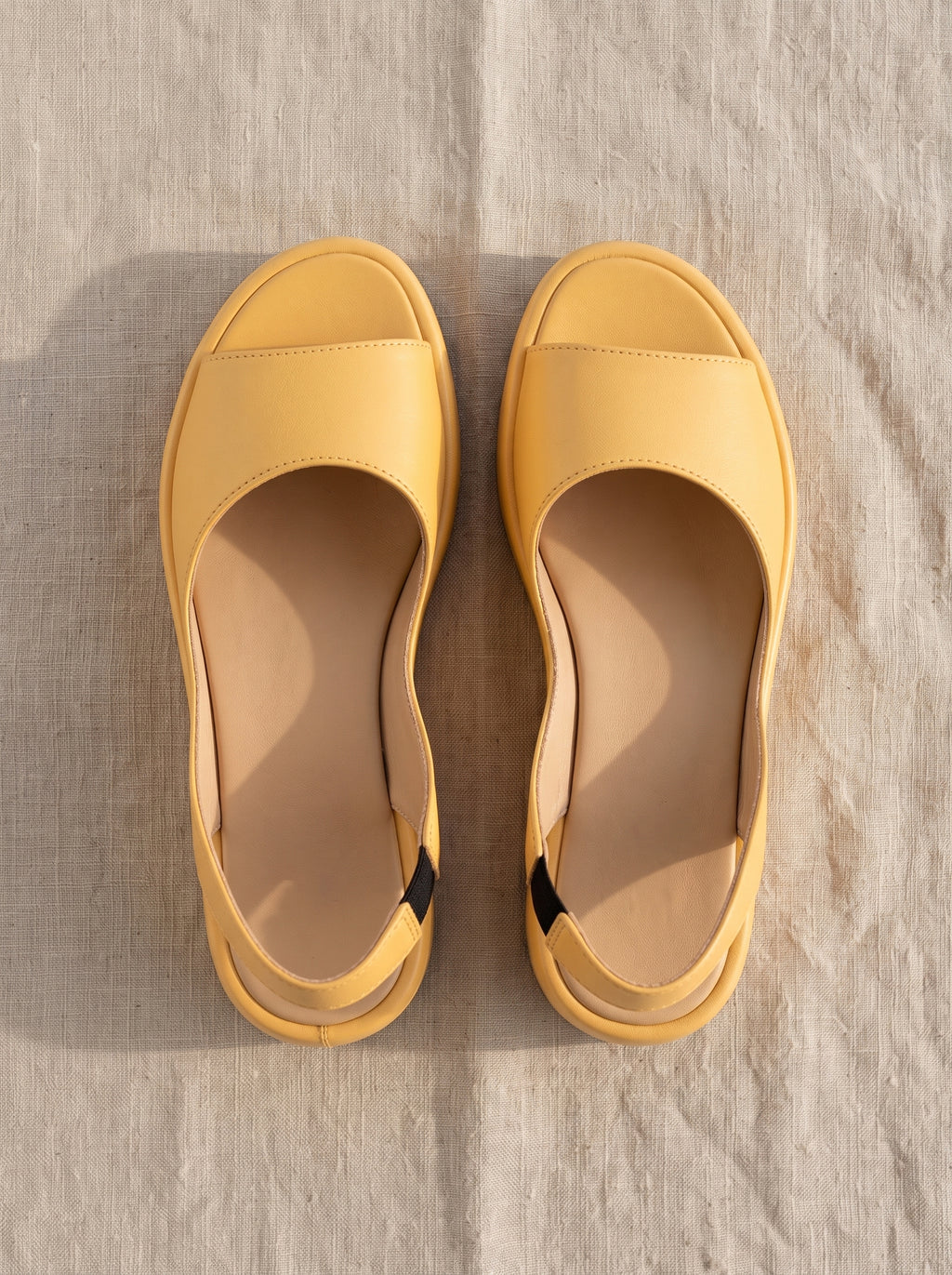 Sandalia Cefalù · Diseño Trenzado